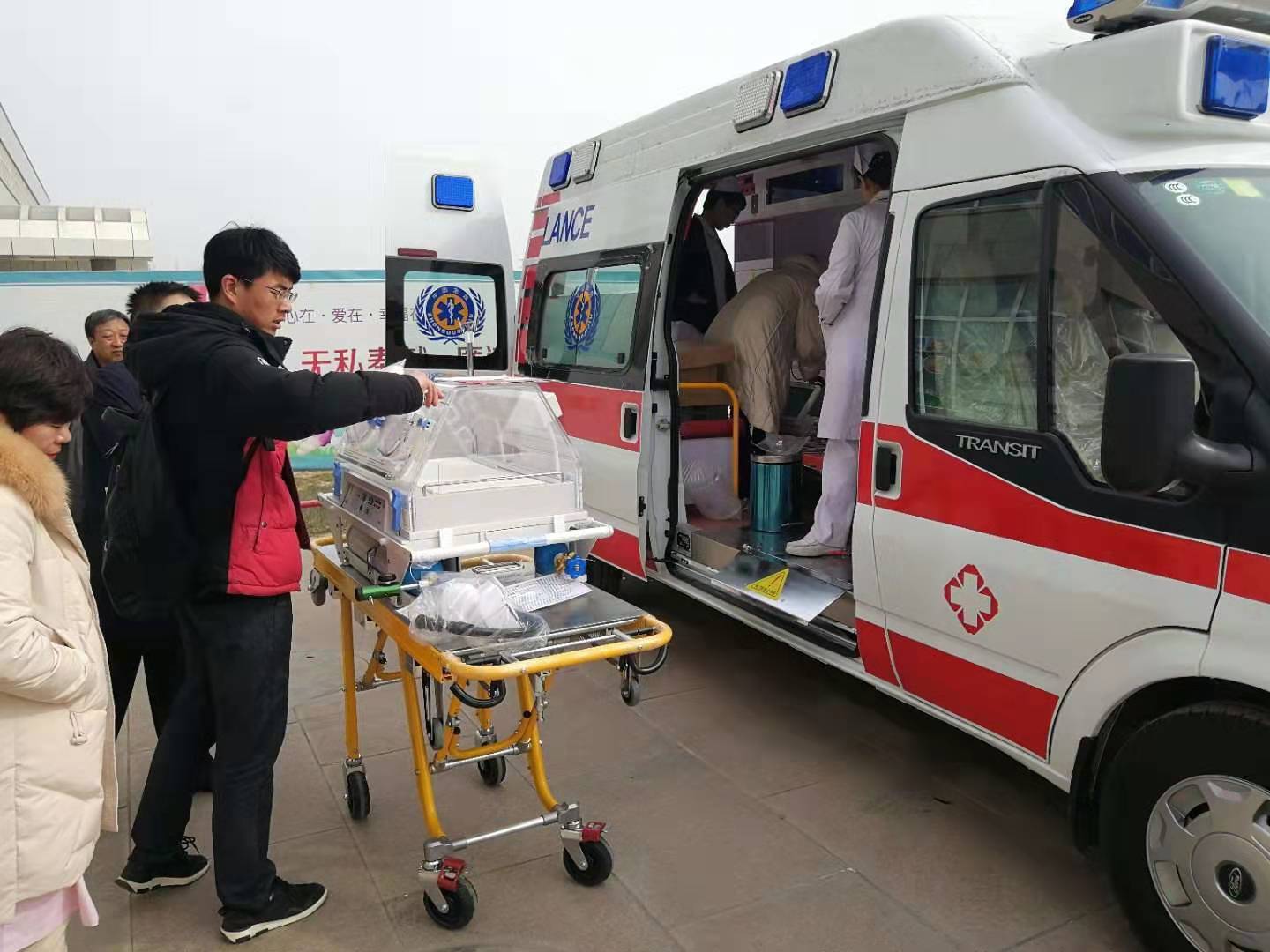 呼玛县救护车转院